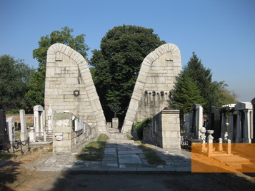 Image: Belgrade, 2009, Holocaust memorial on the Jewihs cemetery, Aleksandar Gaev
