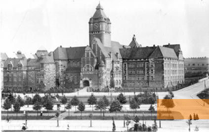 Image: Dresden, around 1910, Royal Saxon Regional Court at Münchner Platz, Gedenkstätte Münchner Platz Dresden