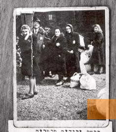 Image: Košice region, April 17, 1944, Jews from villages around Košice are forcibly transferred into the Košice ghetto, Yad Vashem