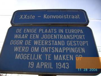 Image: Boortmeerbeek, 2006, Sign at the railway station, Commemoration Transport XX
