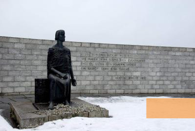 Image: Mauthausen, 2009, The 1967 monument of the GDR, Ronnie Golz