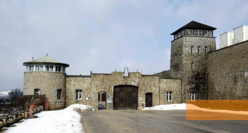 Image: Mauthausen, 2009, Gate of the SS garage yard with watchtower and camp wall, Ronnie Golz