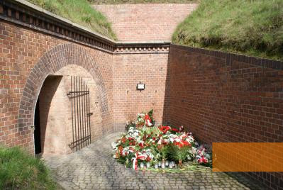 Image: Poznań, 2010, The »death wall«, where many of the prisoners were shot, Muzeum Martyrologii Wielkopolan Fort VII