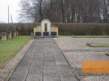 Image: Yurburg, 2011, Memorial at the mass grave, Stiftung Denkmal