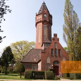 Image: Lüneburg, 2007, The Educational and Memorial Centre has been located in the water tower building of the Lüneburg psychiatric clinic since 2004, Raimond Reiter
