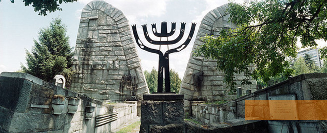 Image: Belgrade, 2008, Memorial on the Jewish cemetery, Marc Schneider