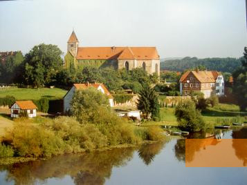 Bild:Guxhagen, o.D.,  Blick auf das ehemalige Klostergelände an der Fulda, Gedenkstätte Breitenau