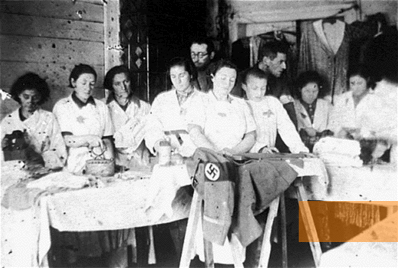 Image: Glubokoye, 1941-1943, Jewish women ironing German uniforms in the ghetto, www.jewishgen.org