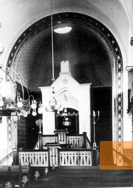 Image: Rastenburg, undated, Interior of the New Synagogue, Yad Vashem