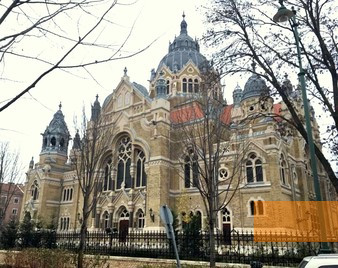 Image: Szeged, 2019, Exterior view of the New Synagogue, Ruth Ellen Gruber