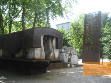 Bild:Berlin, 2010, Mahnmal in der Levetzowstraße, Stiftung Denkmal