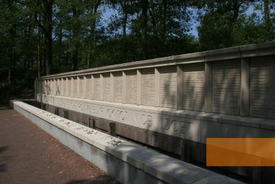 Image: Vught, 2010, National memorial on the execution site, André van Schaik