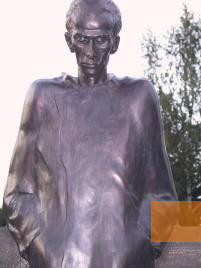 Image: Bor, undated, Statue of the Poet Miklós Radnóti, Silvja Kravic
