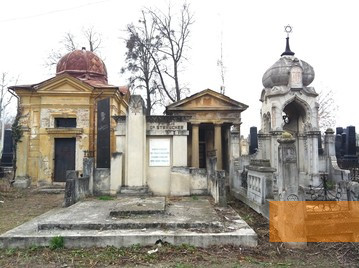 Image: Czernowitz, 2011, View of the Jewish cemetery, Daniel Fuhrhop