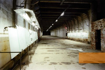 Image: Ebensee, 2000, Memorial tunnel in Ebensee and the permanent exhibition, Zeitgeschichte Museum und KZ-Gedenkstätte Ebensee