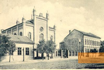 Image: Nyíregyháza, about 1900, The synagogue of the »status quo ante« movement, which was destroyed during the war, public domain