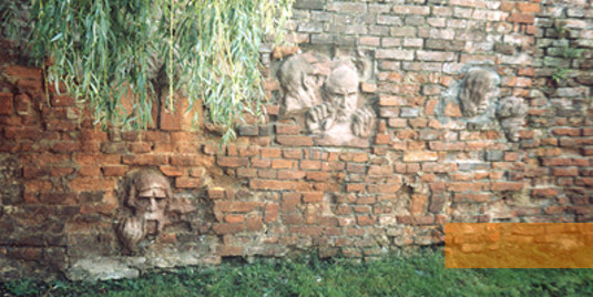 Image: Drohobych, 2004, Execution wall in the city centre, Ilja Kabanchik