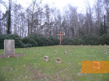 Image: Oerbke, 2007, War cemetery site, Gemeindefreier Bezirk Osterheide
