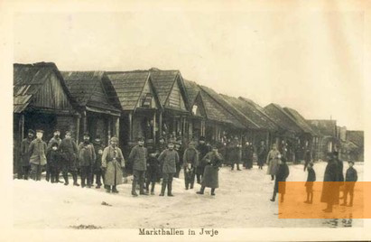 Image: Iwye, about 1918, Marketplace with German soldiers during the WWI, public domain