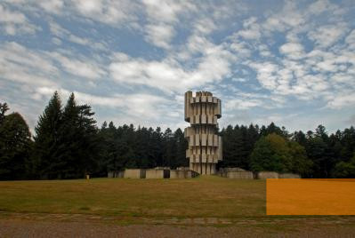 Image: Kozara, 2009, Memorial to the victims of the Battle of Kozara, Andrej Zupanc