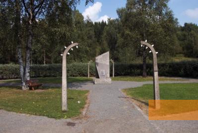 Image: Eiksmarka, 2002, The memorial designed by Solveyg W. Schafferer, Bjarte Bruland