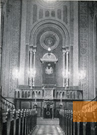 Bild:Stettin, o. D., Innenraum der Synagoge mit Kanzel, public domain