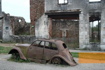 Image: Oradour-sur-Glane, 2009, Street scene in the destroyed village, Alain Devisme