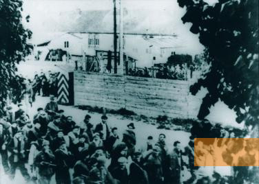 Image: Compiégne, June 18, 1944, Prisoners are deported to the Dachau concentration camp, Mémorial de l'internement et de la déportation Camp de Royallieu