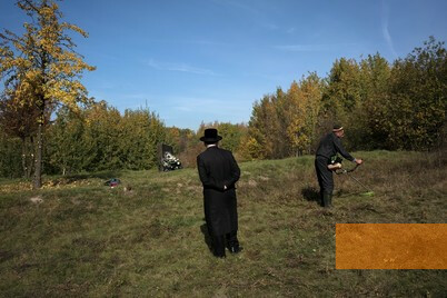 Image: Khazhyn, 2018, Archaeological investigation of the mass grave, Stiftung Denkmal, Anna Voitenko
