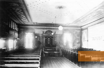 Image: Offenburg, before 1938, Interior of the synagogue in the Salmen, Stadtarchiv Offenburg