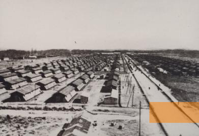 Image: Gurs, 1940, View from the camp's water tower; in the foreground, »Block M«, to the right the camp road, Centre de Documentation Juive Contemporaine