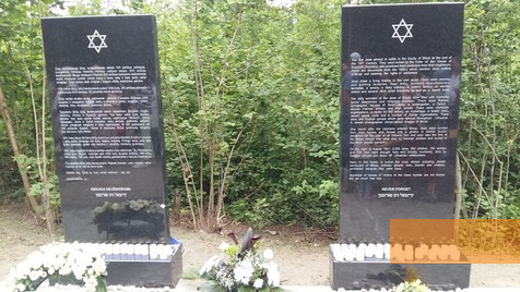 Image: Biržai, 2019, Memorial stones with Lithuanian and English inscription, lzb.lt