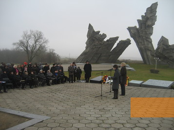 Image: Kaunas, 2011, At the unveiling ceremony of the memorial plaque for the murdered Jews from Berlin, Stiftung Denkmal