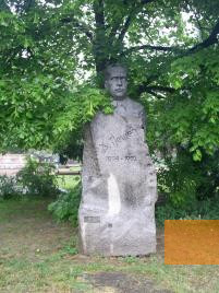 Image: Kyustendil, 2007, Bust of Dimitar Peshev in the city centre, Svilen Enev