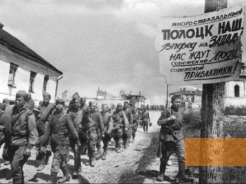 Image: Polotsk, 1944, Soviet soldiers at the liberation of Polotsk, public domain
