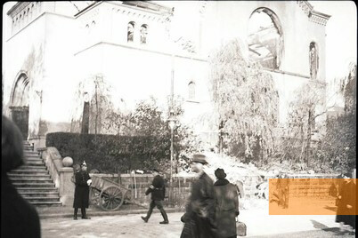 Image: Freiburg, 1938, The Old Synagogue in the days after its destruction, Stadtarchiv Freiburg, Inheritance Josef Vollmer