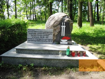 Image: Kocborowo, 2010, Memorial stone for the murdered children , Szpital dla Nerwowo i Psychicznie Chorych w Starogardzie Gdańskim