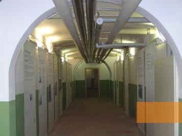 Image: Bernburg, 2009, Exhibition in the basement corridor of the Bernburg Memorial, Stiftung Denkmal, Constanze Jaiser