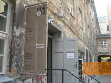 Image: Berlin, 2011, Entrance to the museum, Stiftung Denkmal