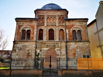 Image: Sopron, 2019, The Orthodox synagogue, built around 1890, Reiner Fabian