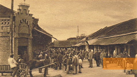 Image: Kovel, 1930s, Jewish market in town, Israeli Organization of the Jews of Kovel and its Surroundings