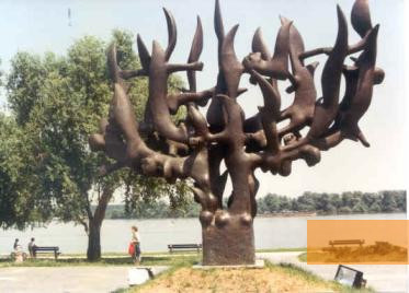 Bild:Belgrad, o.J., Holocaust-Denkmal »Menorah in Flammen«, Jevrejska Opština Beograd