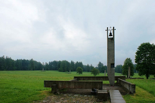 Chatyn, 2010, Auf dem Gelände der Gedenkstätte, Martina Berner
