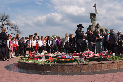 Rostow am Don, 2010, Gedenkveranstaltung am Denkmal, Jurij Dombrowskij