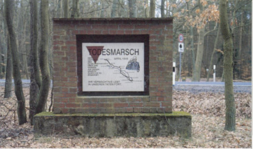 Belower Wald, 2007, Gedenkstein im Belower Wald aus der DDR-Zeit, Stiftung Brandenburgische Gedenkstätten