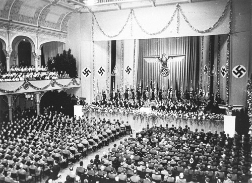 Den Haag, Juni 1943, Trauerfeier für Generalkommissar Fritz Schmidt, eine der wichtigsten Figuren des Besatzungsregimes, Image bank WW2 – NIOD