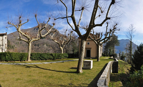 Sant'Anna di Stazzema, 2008, Dorfkirche, in der die »Friedensorgel« steht, Sergio Bovi Campeggi