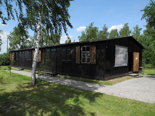 Zeithain, 2011, Ehemalige Lagerbaracke, Gedenkstätte Ehrenhain Zeithain