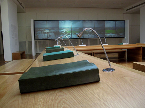 Lohamei Haghetaot, o.D., Ein Saal im Museum ist den Zeugnissen der Überlebenden gewidmet, Beit Lohamei Haghetaot