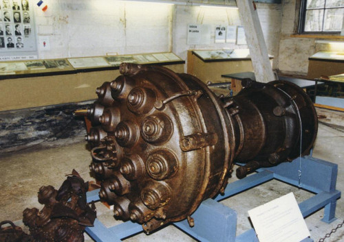 Lehesten, 2009, V2-Triebwerk in der Ausstellung, Förderverein Gedenkstätte Laura e.V.